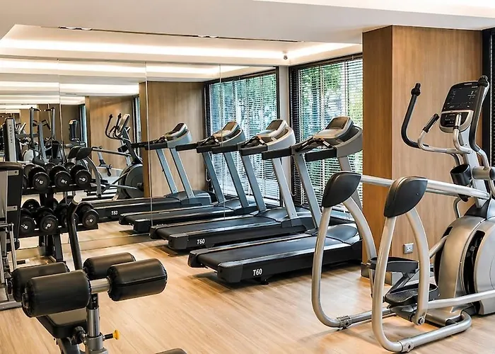 The Nest With Pool & Gym Access 曼谷