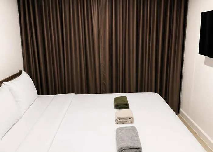 The Nest With Pool & Gym Access
